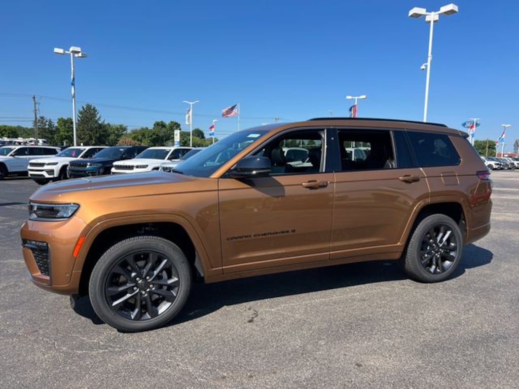 New 2026 Jeep Grand Cherokee L Limited Reserve SUV