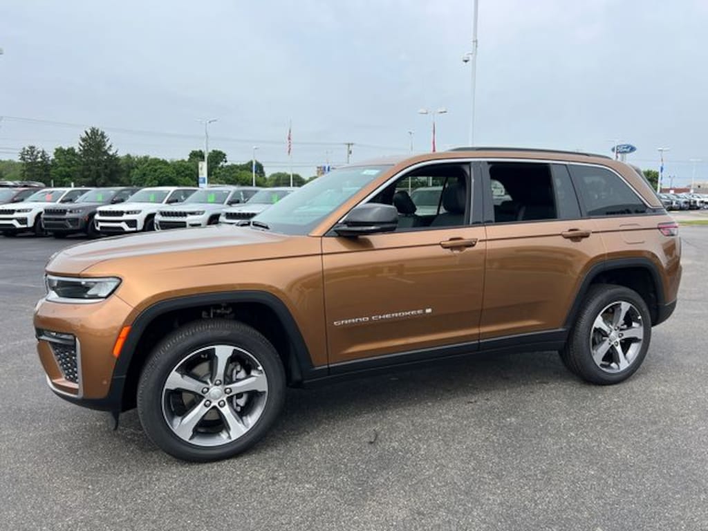 New 2026 Jeep Grand Cherokee Limited SUV