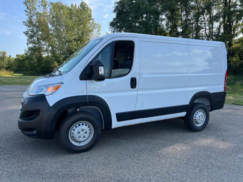 New 2026 Ram Promaster 1500 Low Roof Cargo Van