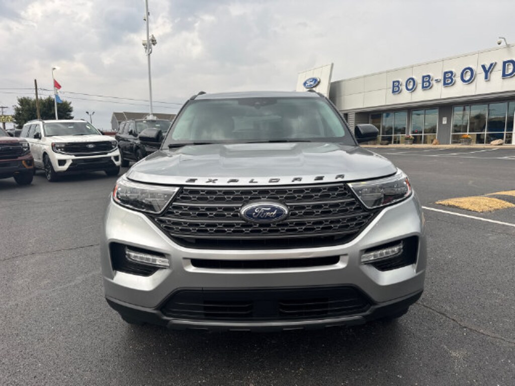 Used 2024 Ford Explorer XLT SUV