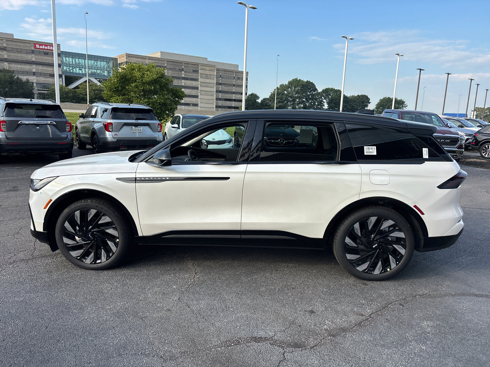 New 2026 Lincoln Nautilus Reserve SUV