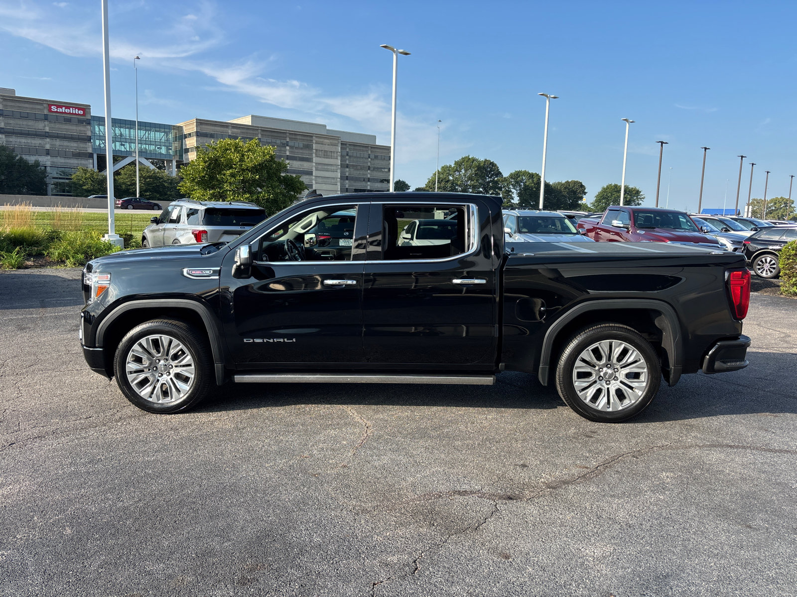 Used 2022 GMC Sierra 1500 Limited Denali 4WD Crew Cab 147 Denali