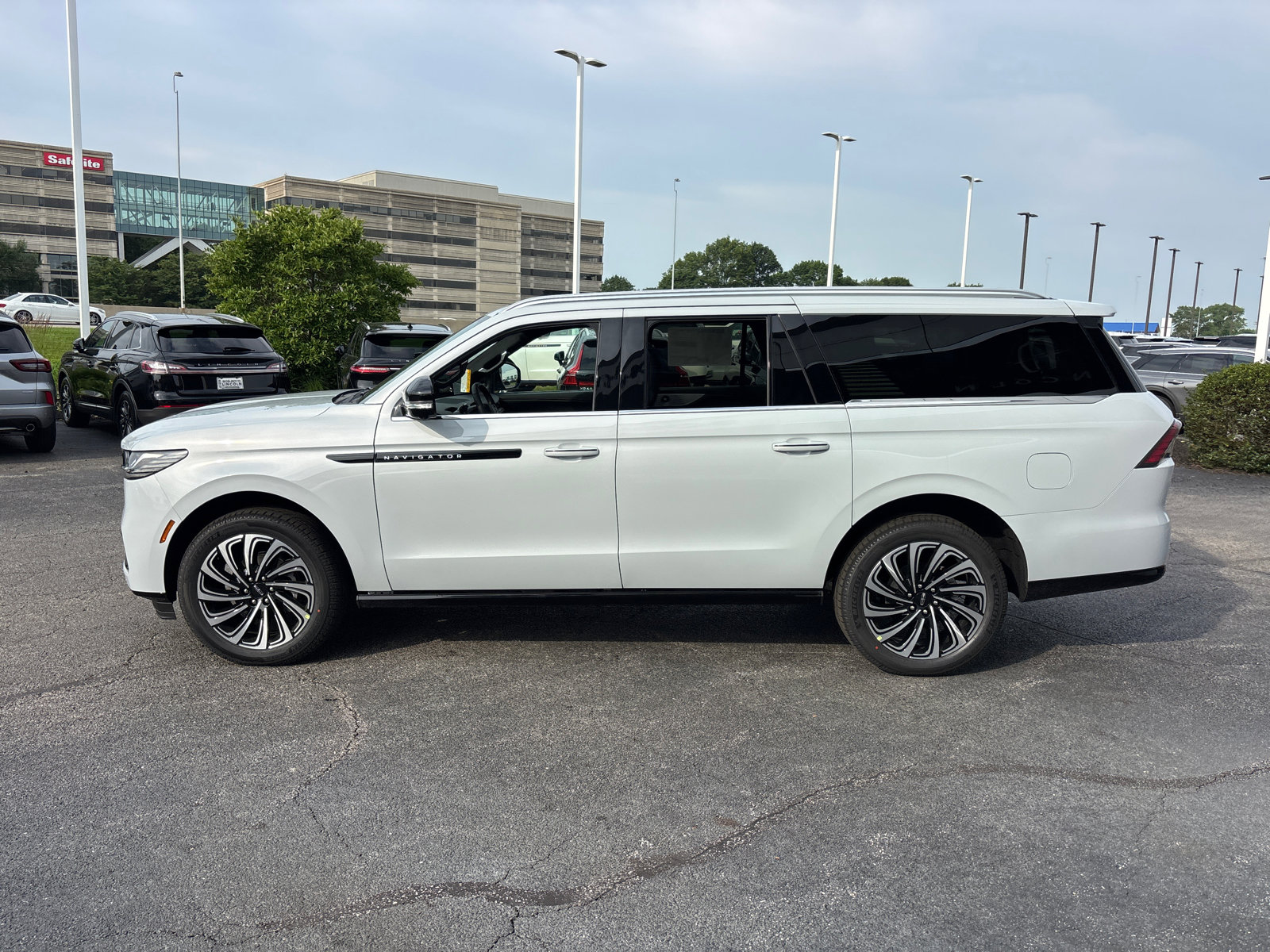 New 2026 Lincoln Navigator L Black Label SUV