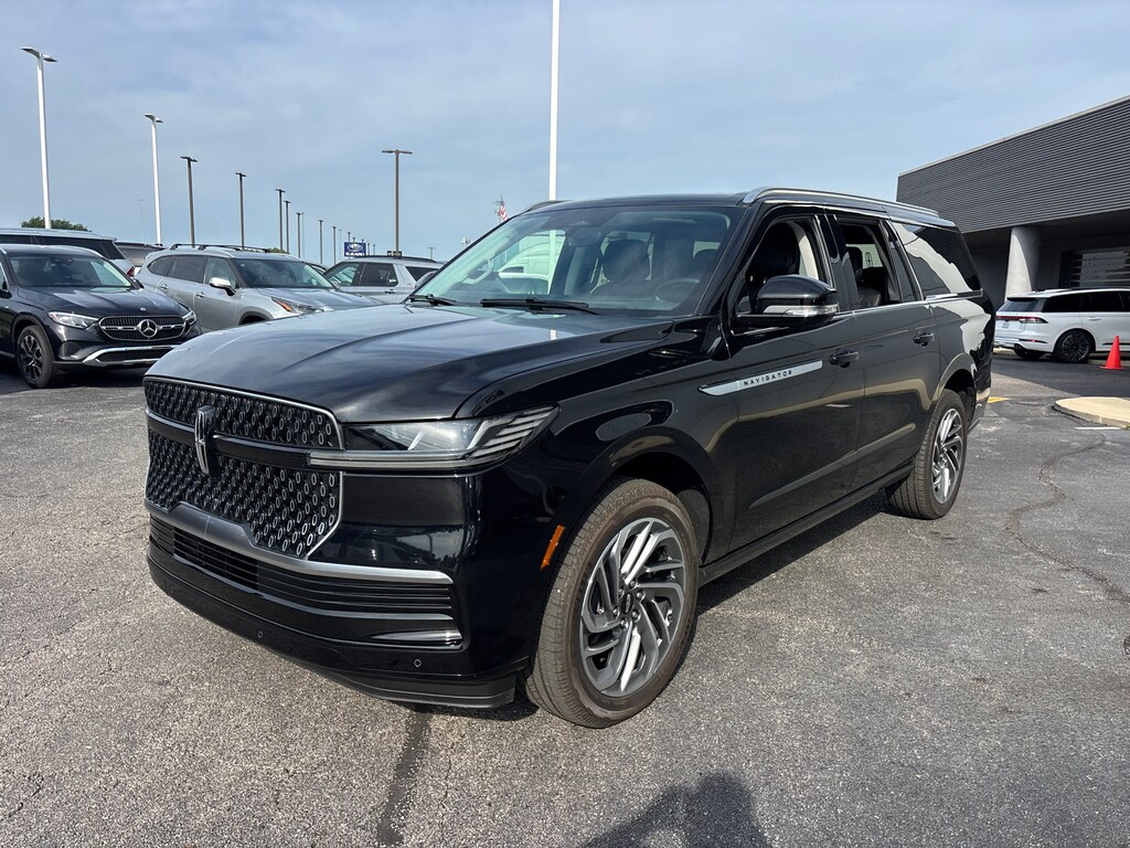 New 2026 Lincoln Navigator L Reserve SUV