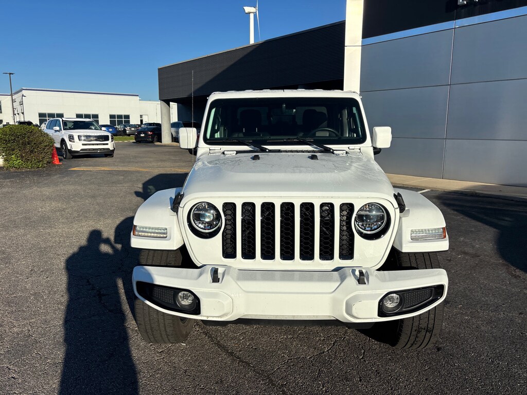 Used 2022 Jeep Gladiator High Altitude Truck Crew Cab
