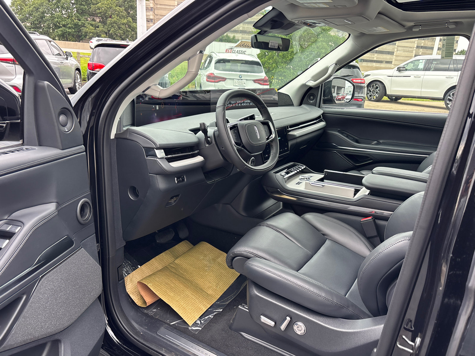 2026 Lincoln Navigator Reserve - Photo 24
