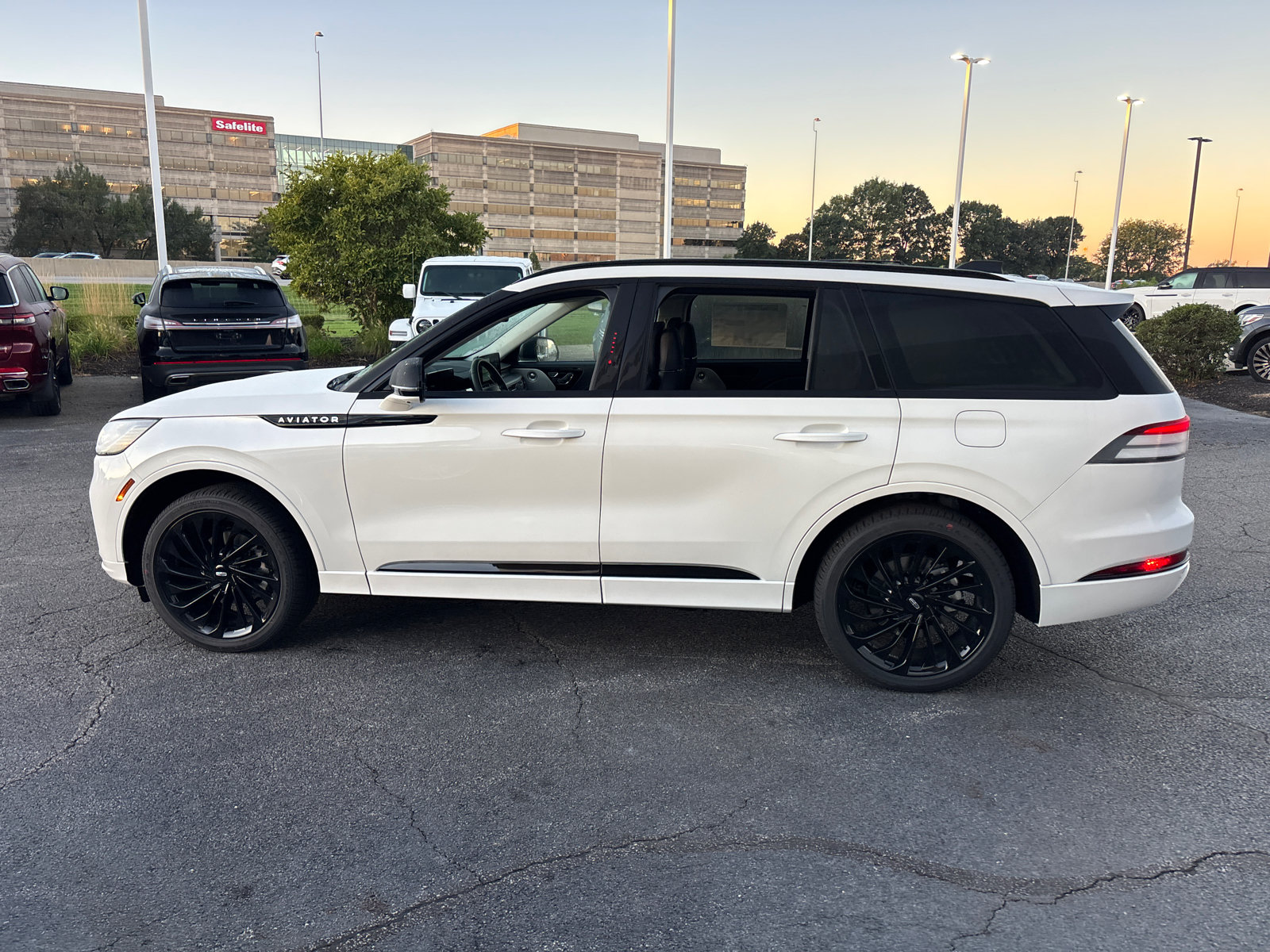 New 2027 Lincoln Aviator Reserve SUV