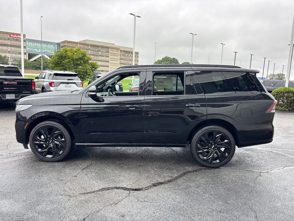 New 2027 Lincoln Navigator Reserve SUV
