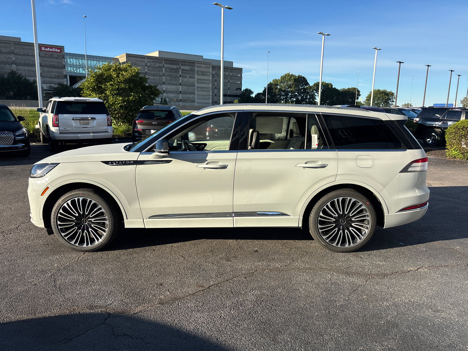 New 2027 Lincoln Aviator Black Label SUV