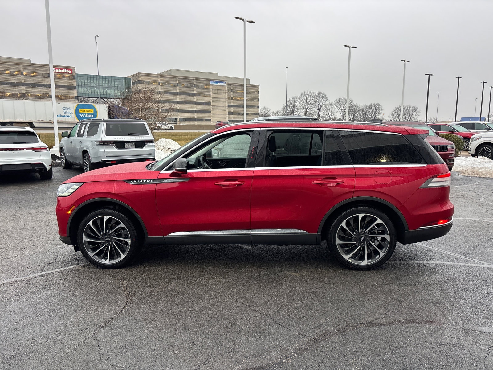 2026 Lincoln Aviator Reserve - Photo 4