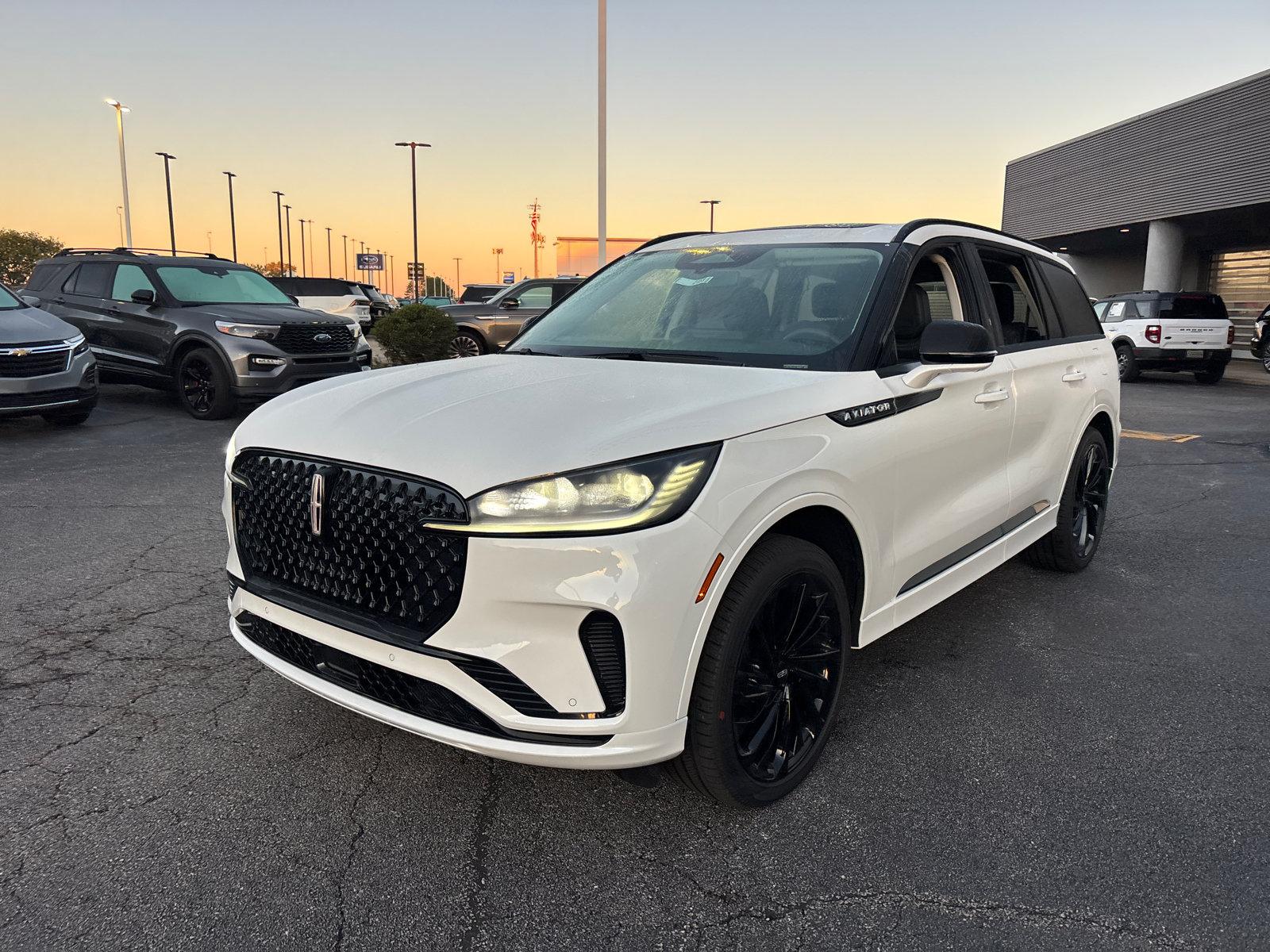 New 2027 Lincoln Aviator Reserve SUV