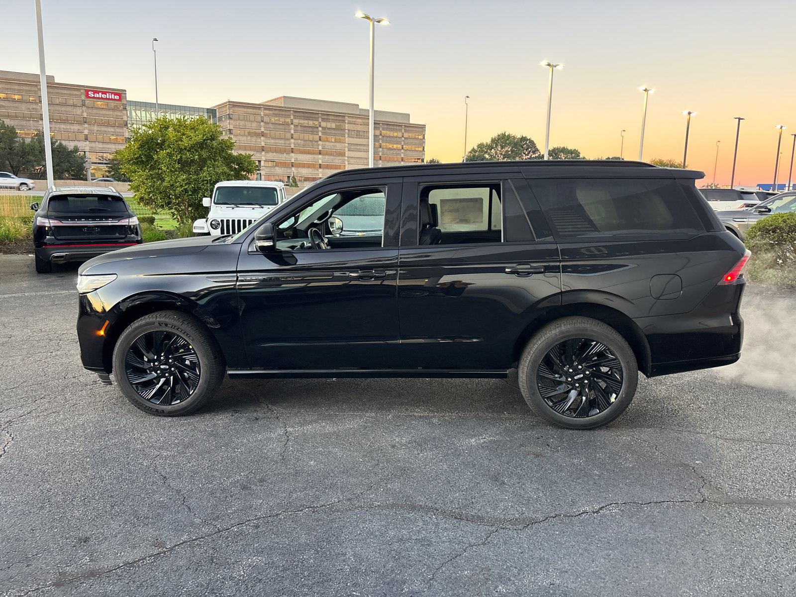 New 2027 Lincoln Navigator Reserve SUV