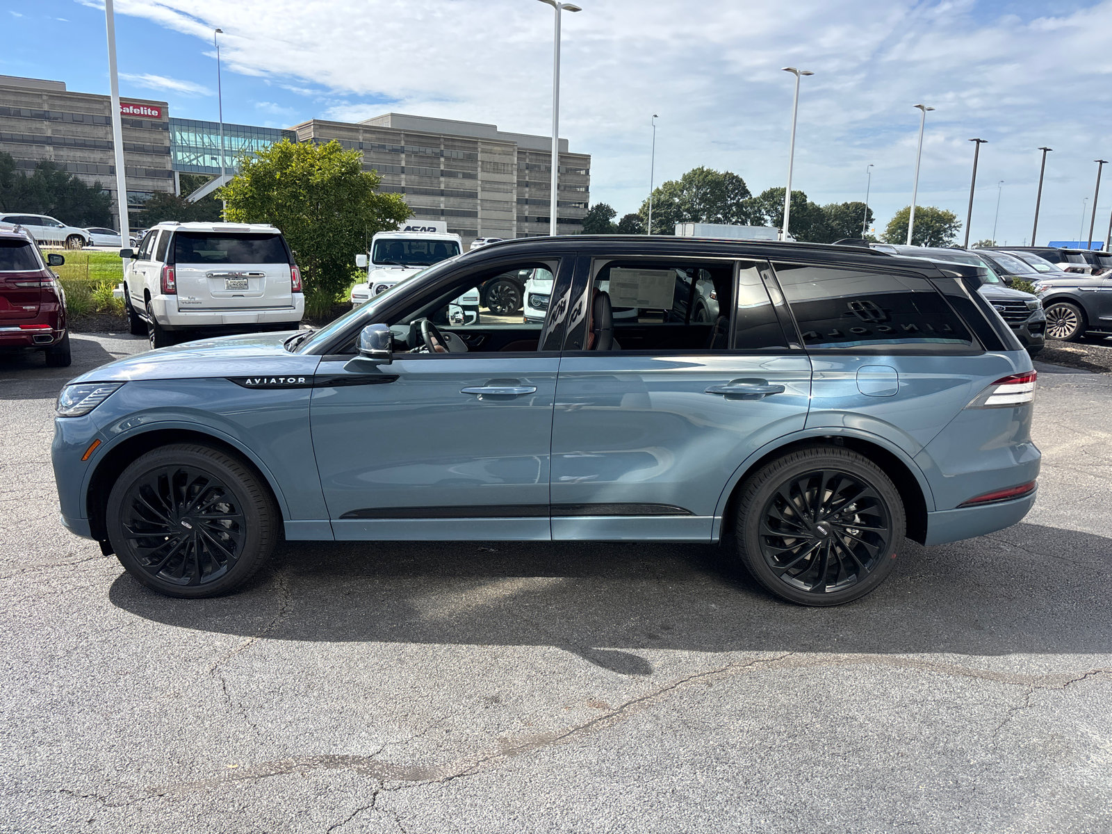 New 2027 Lincoln Aviator Reserve SUV