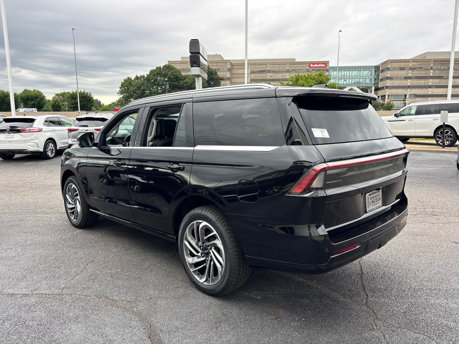 2026 Lincoln Navigator Reserve - Photo 5