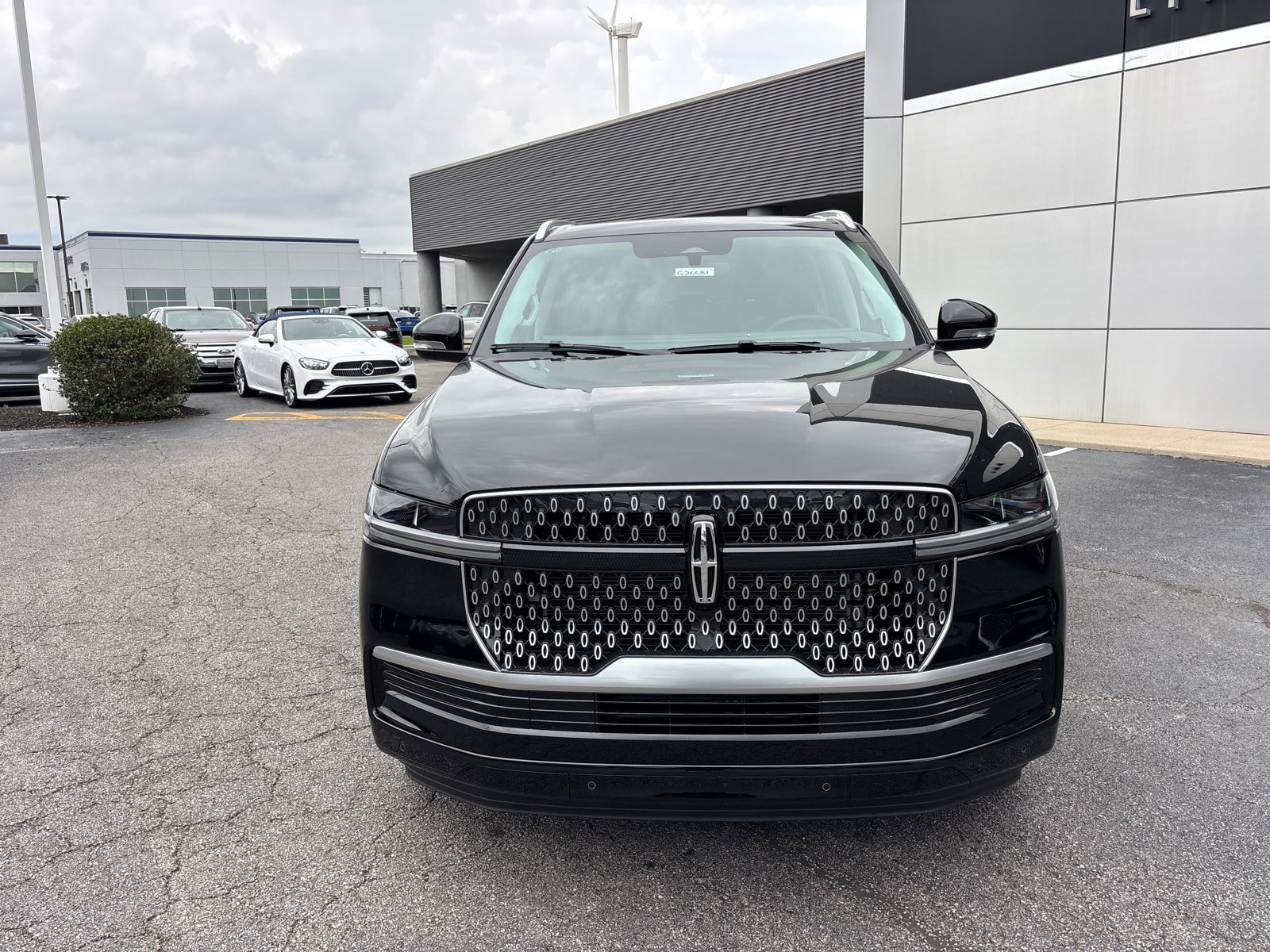 2026 Lincoln Navigator Reserve - Photo 2