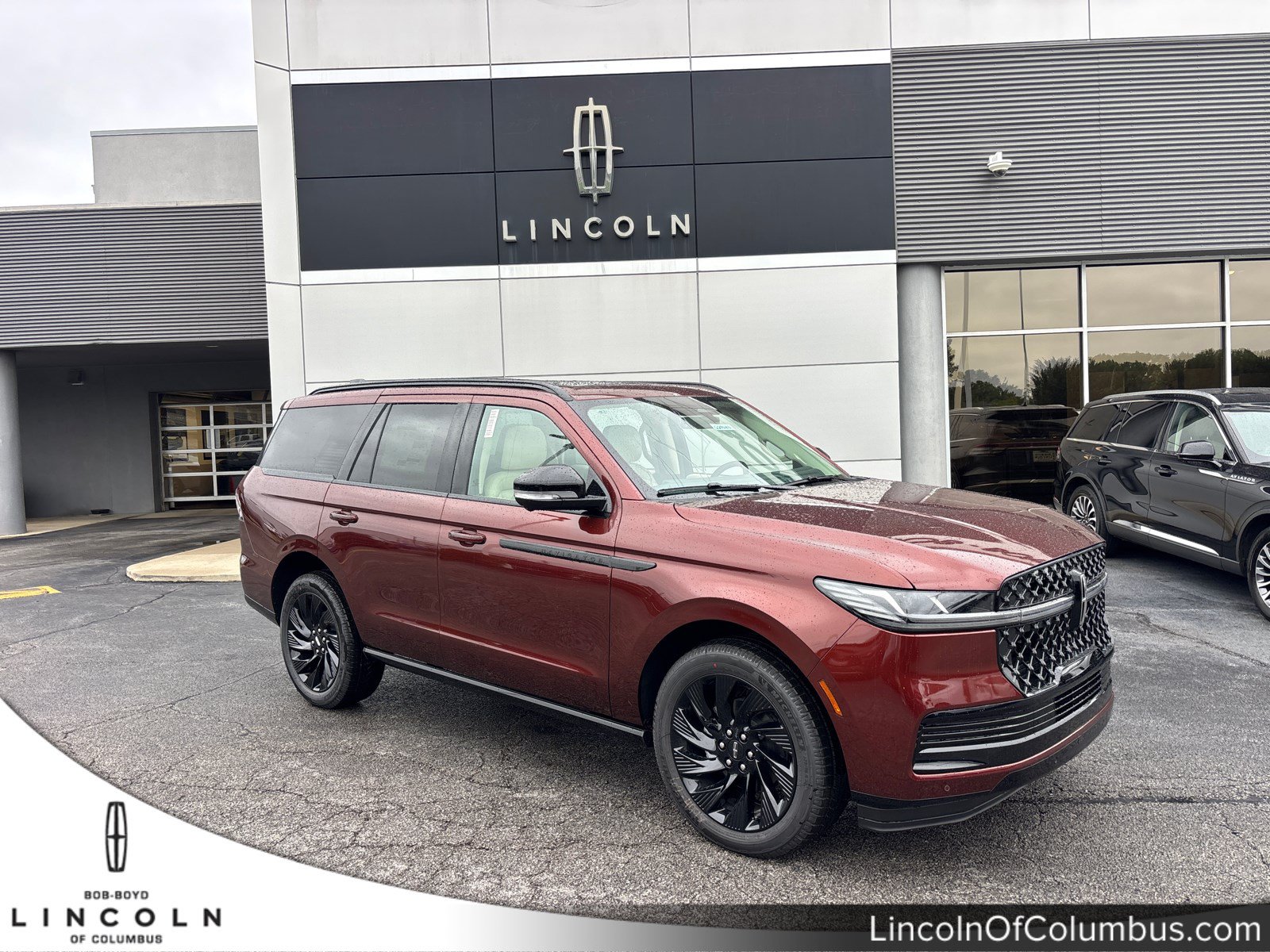 2027 Lincoln Navigator