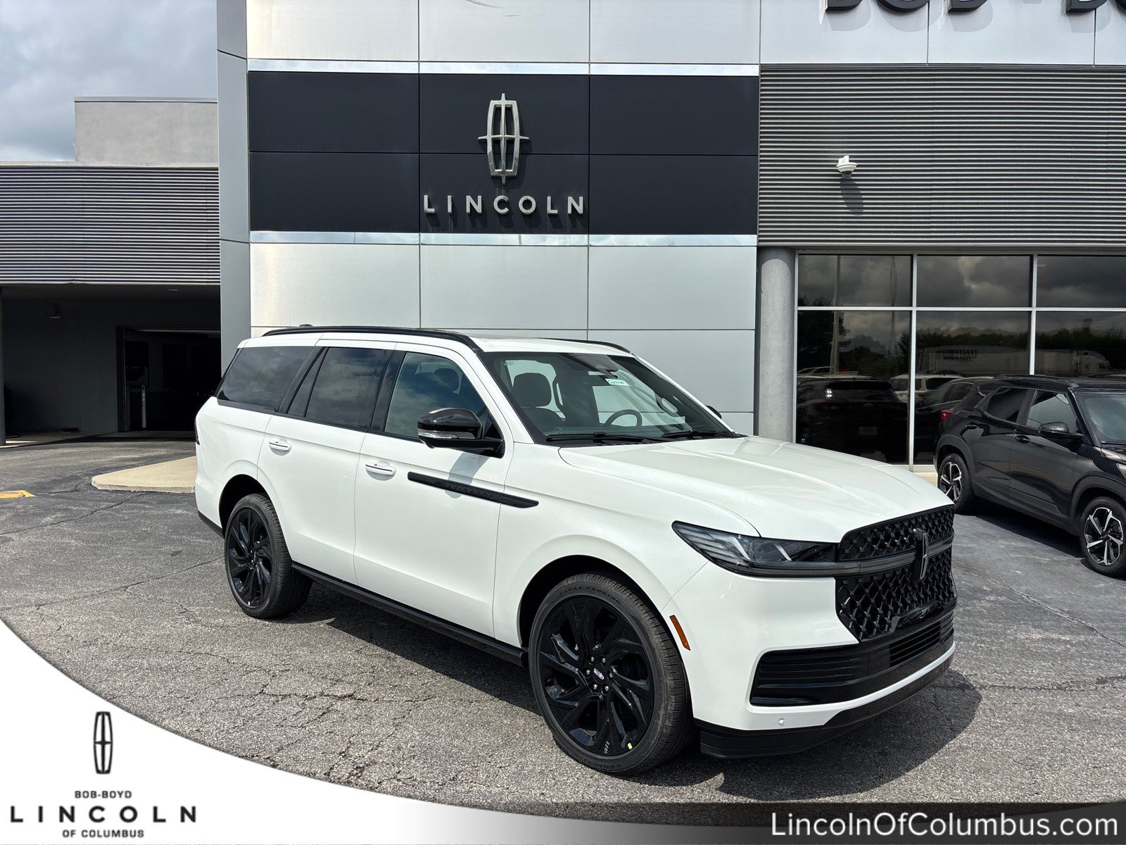 2027 Lincoln Navigator