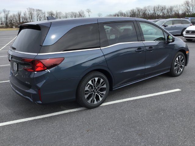 New 2027 Honda Odyssey Elite Van Passenger Van