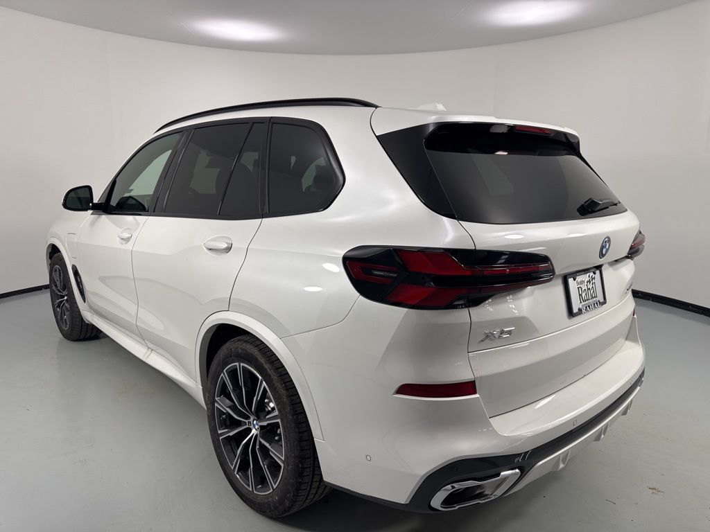 2026 BMW X5 50e - Photo 5