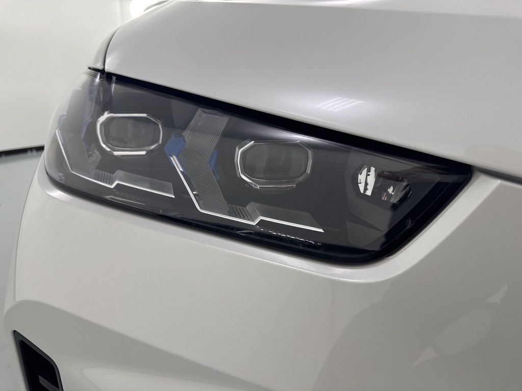 2026 BMW X5 50e - Photo 9