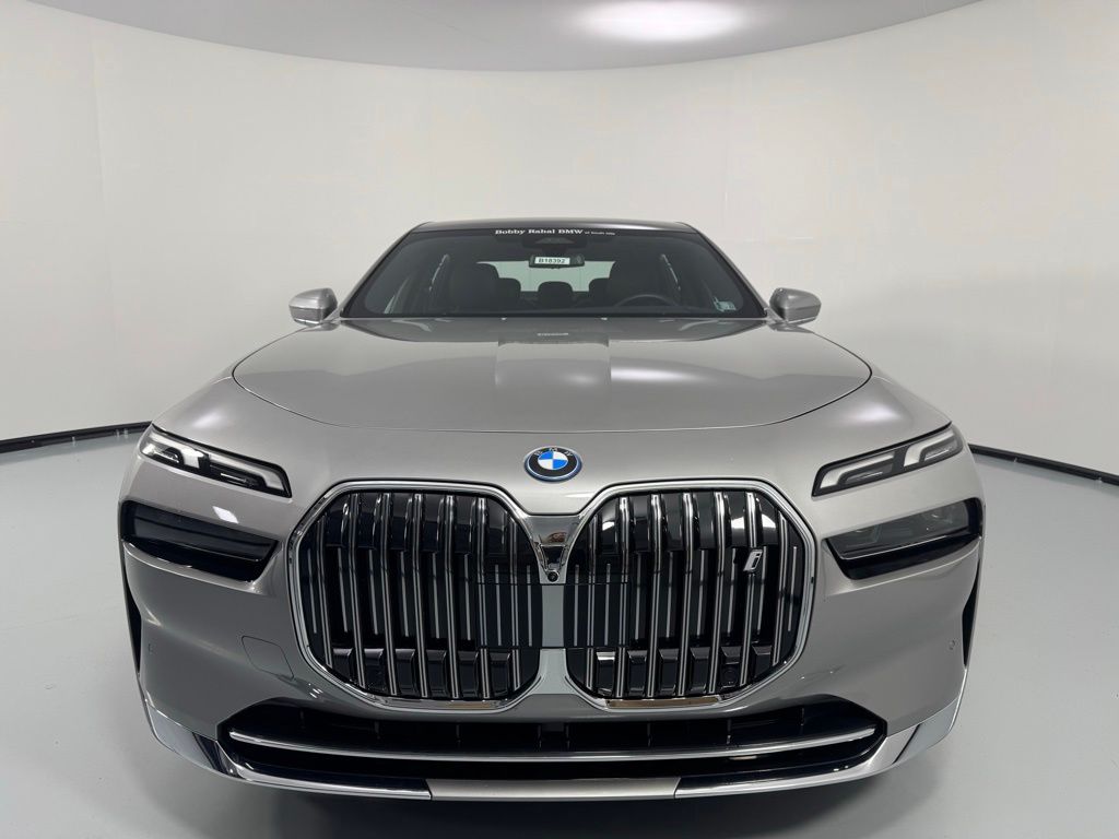 Used 2025 BMW i7 60 with VIN WBY53EJ07SCV08359 for sale in Canonsburg, PA