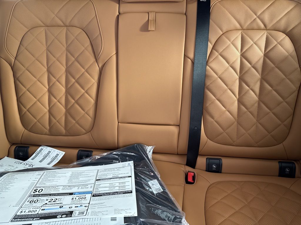 2026 BMW X5 50e - Photo 17