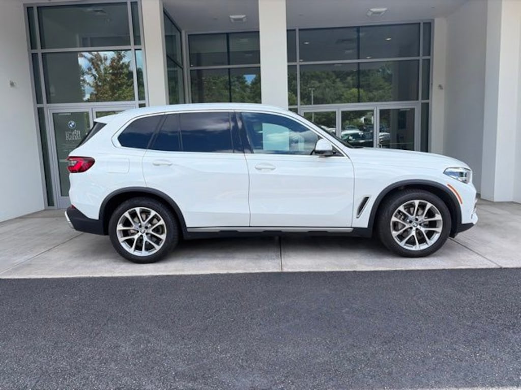 Used 2022 BMW X5 xDrive40i SUV