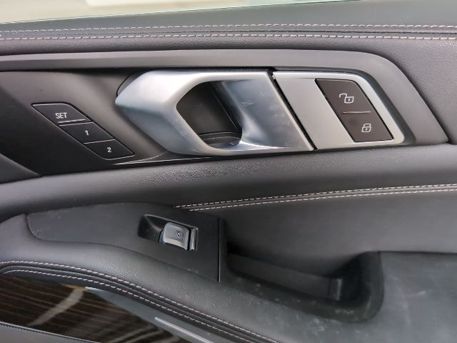 2024 BMW X7 40i - Photo 27