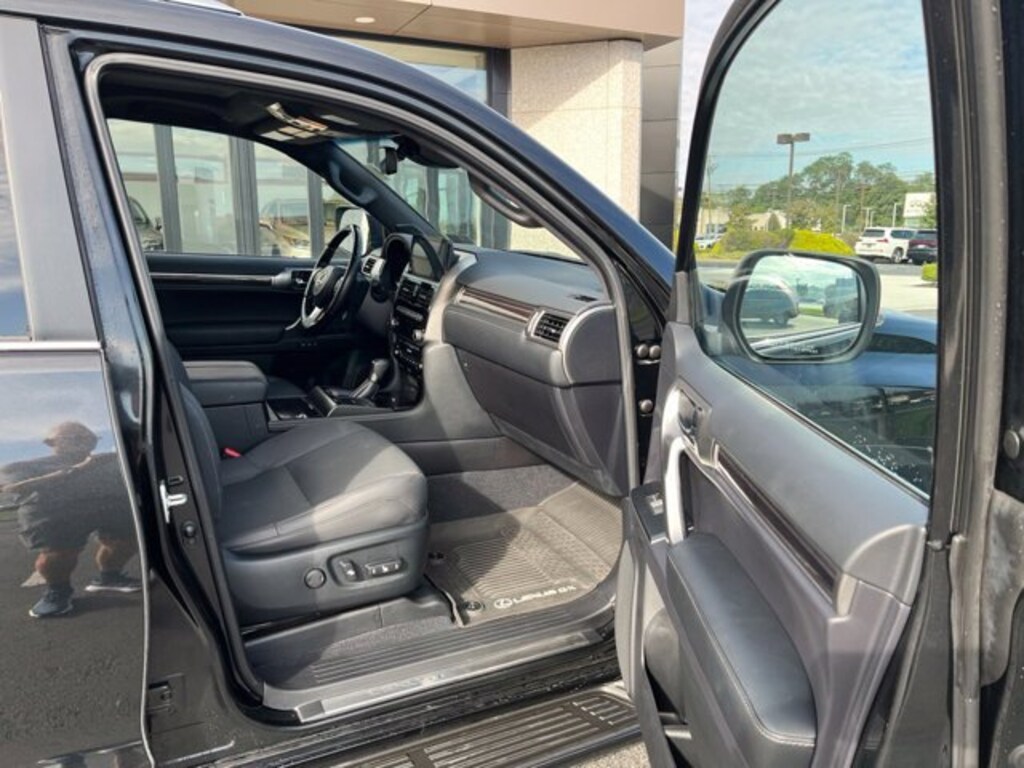 Used 2023 Lexus GX GX 460 Premium
