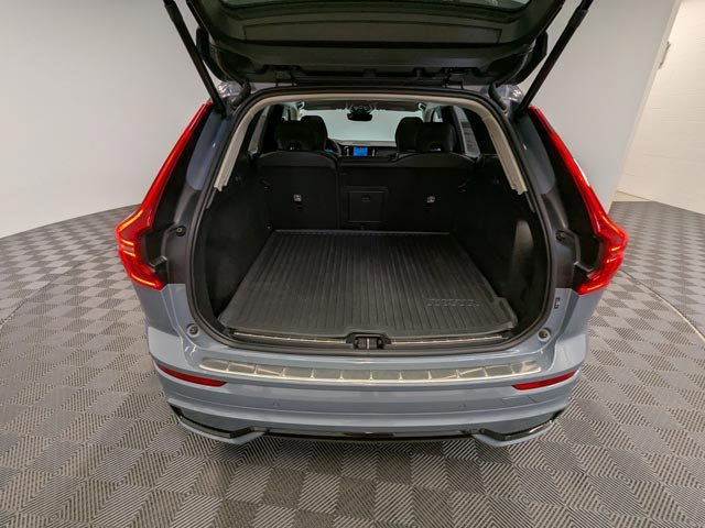 2023 Volvo XC60 Plus - Photo 27