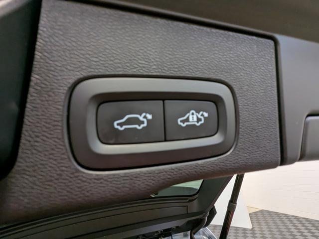 2023 Volvo XC60 Plus - Photo 29