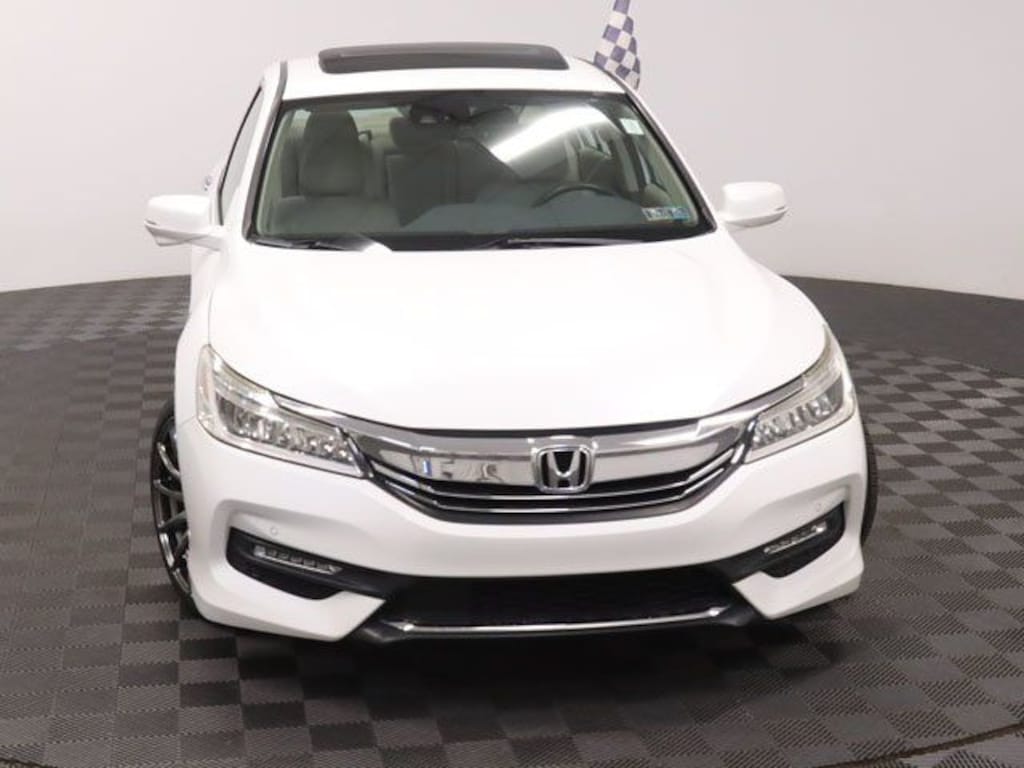 Used 2017 Honda Accord Touring Sedan