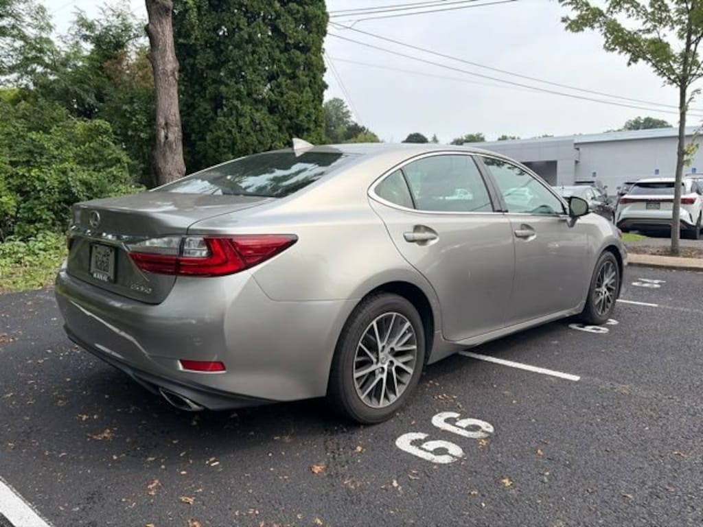 Used 2016 Lexus ES 350 350