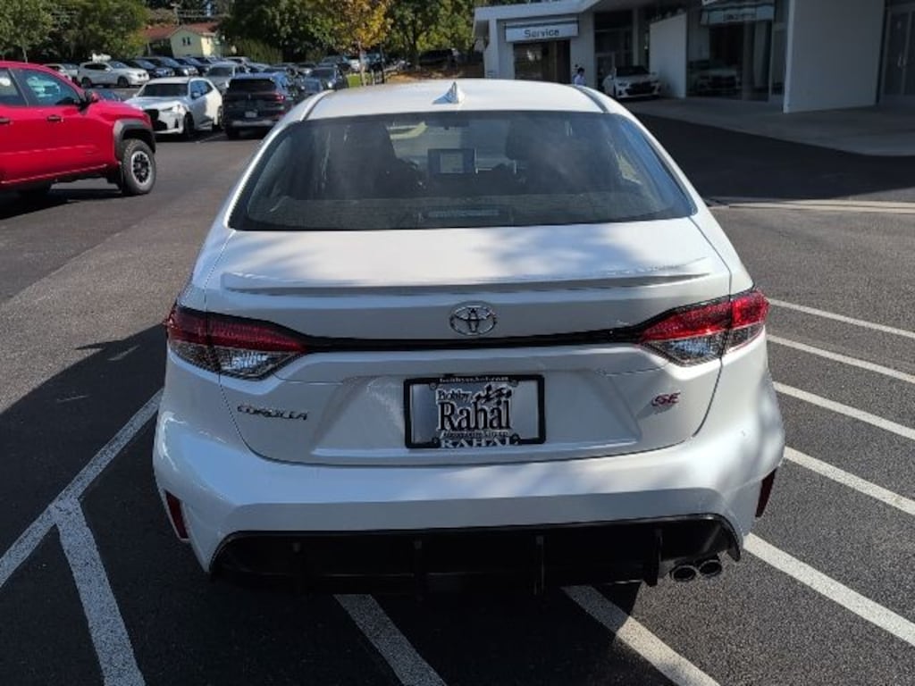 New 2026 Toyota Corolla SE Sedan