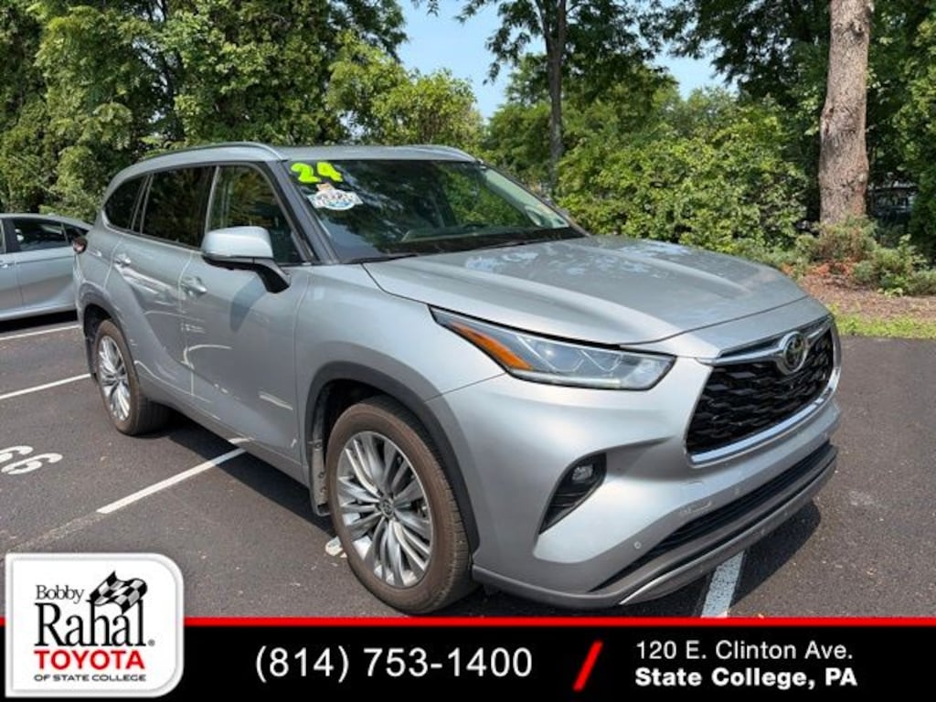 Used 2024 Toyota Highlander Platinum SUV