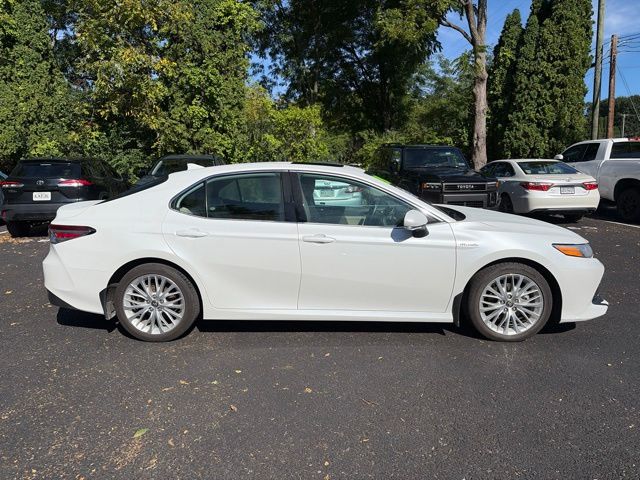 Certified 2020 Toyota Camry Hybrid XLE Sedan