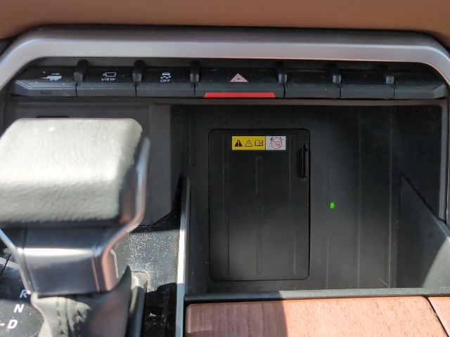2024 Toyota Tundra 1794 Edition - Photo 17