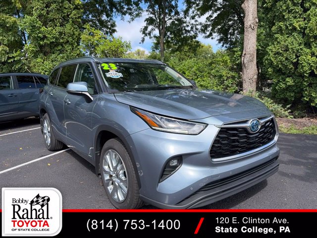 Used 2023 Toyota Highlander Hybrid Limited SUV