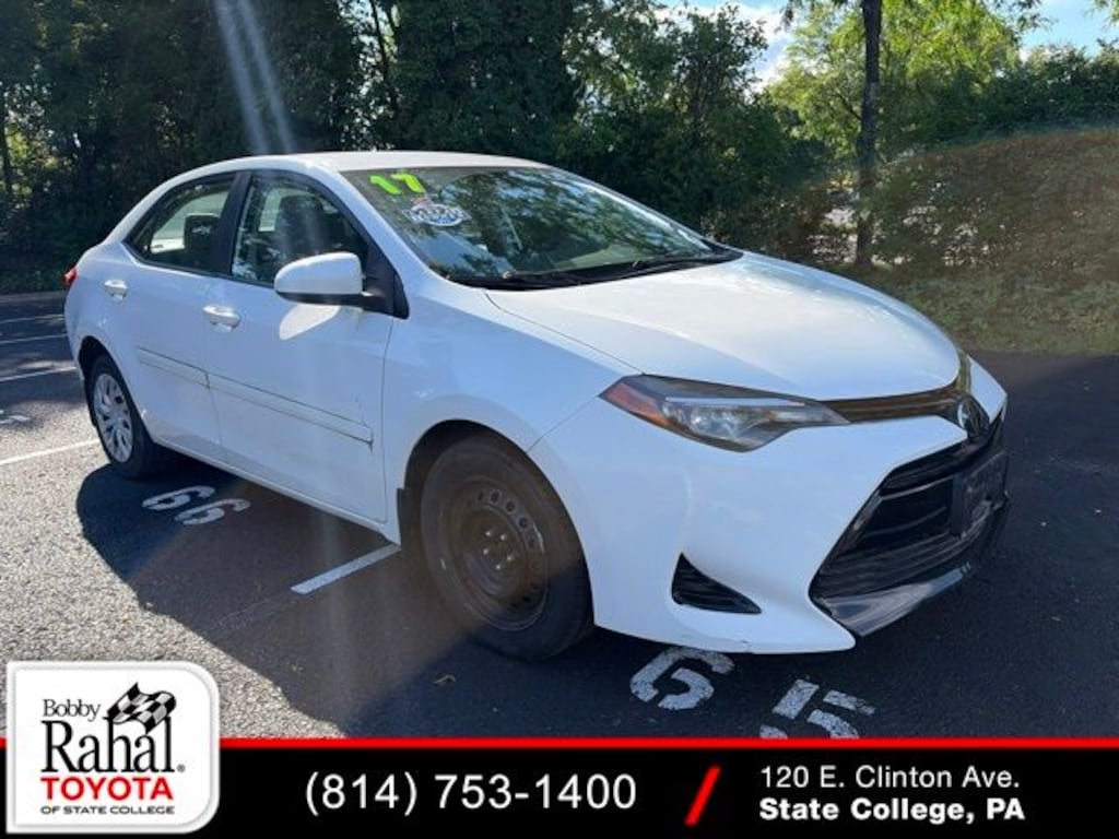 Used 2017 Toyota Corolla LE Sedan