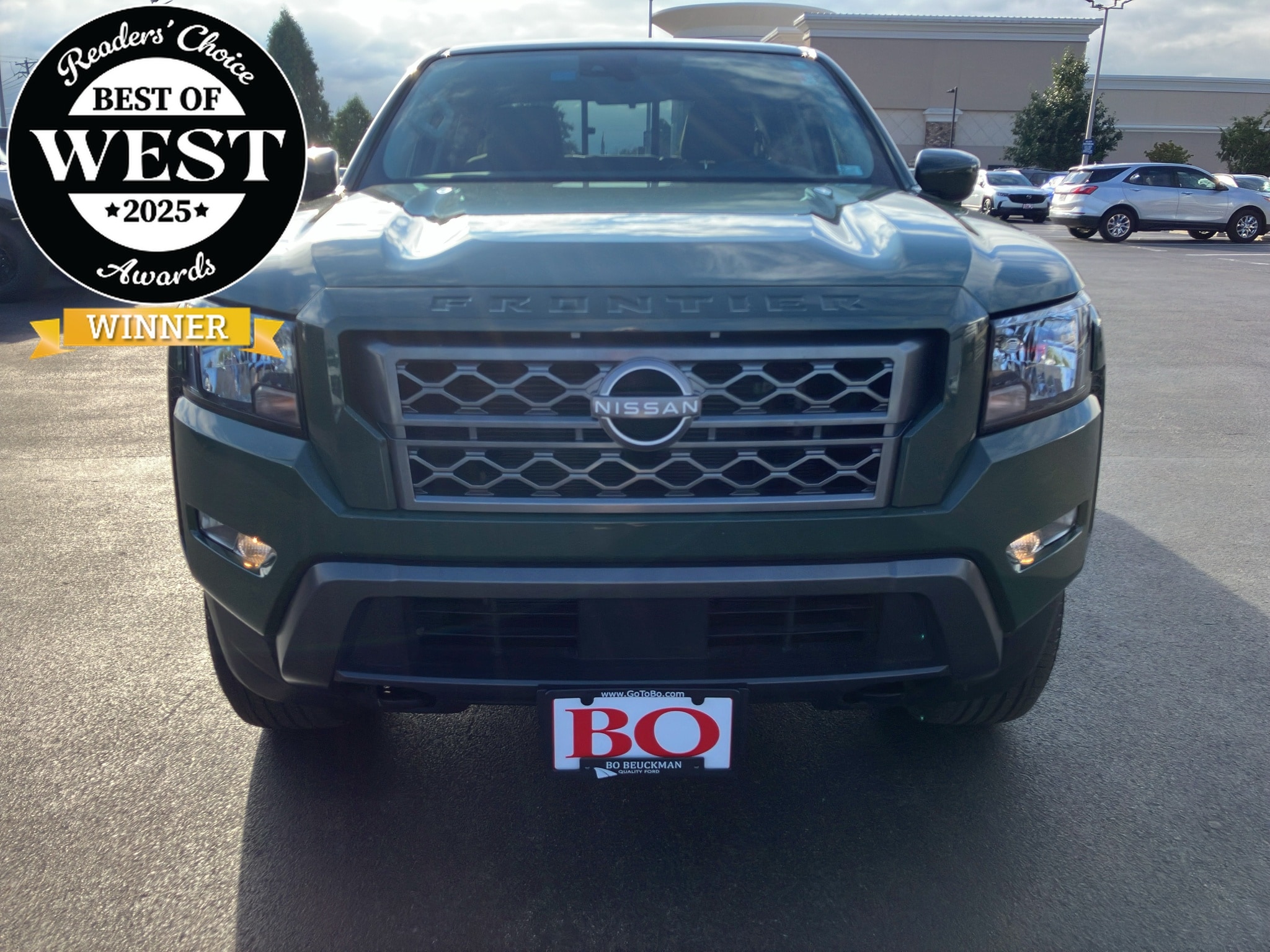 2022 Nissan Frontier SV