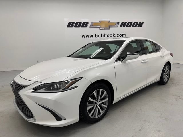 2020 Lexus ES