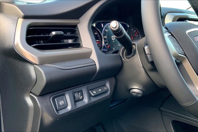 2023 GMC Acadia Denali - Photo 19