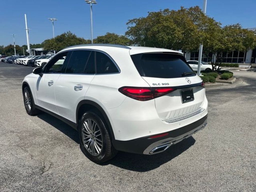 New 2027 Mercedes-Benz GLC 300 SUV