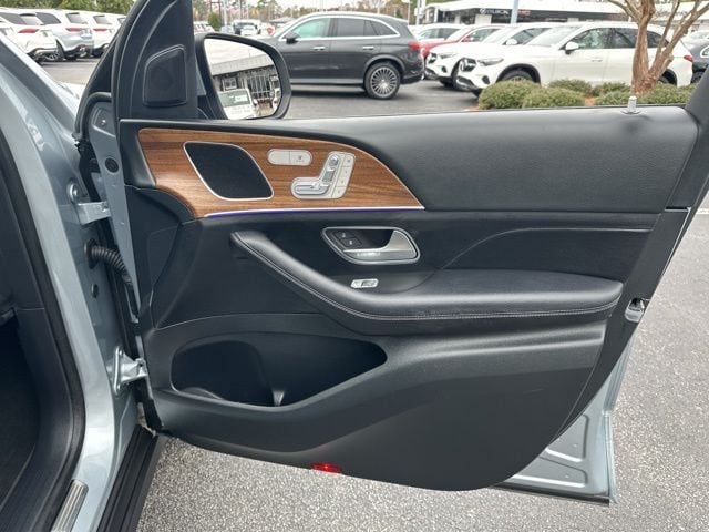 2025 Mercedes-Benz GLE GLE450 - Photo 37
