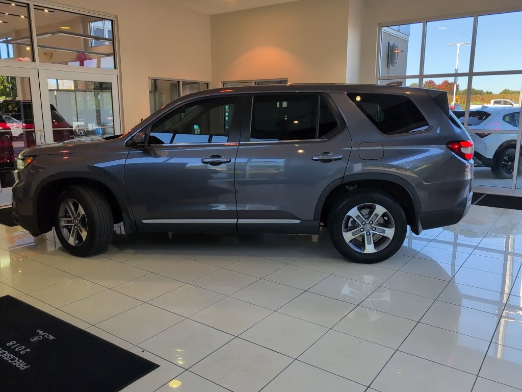 Used 2025 Honda Pilot EX-L SUV