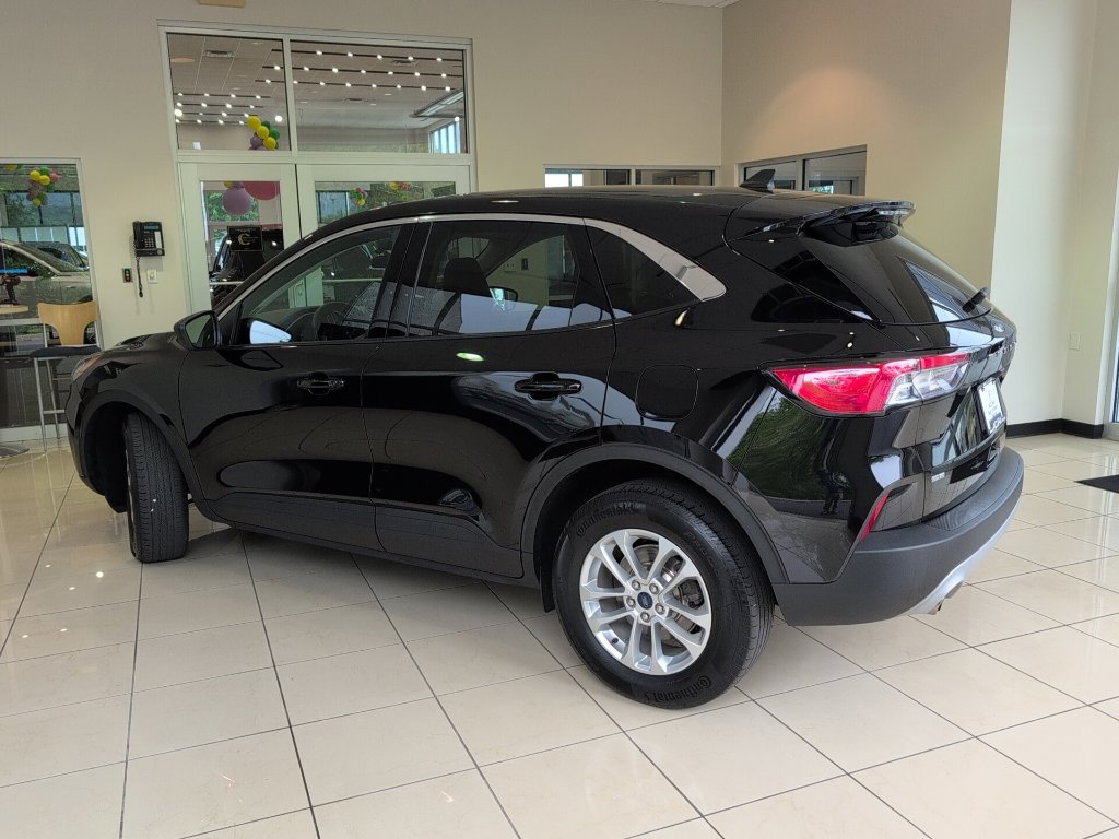 Used 2022 Ford Escape SE SUV