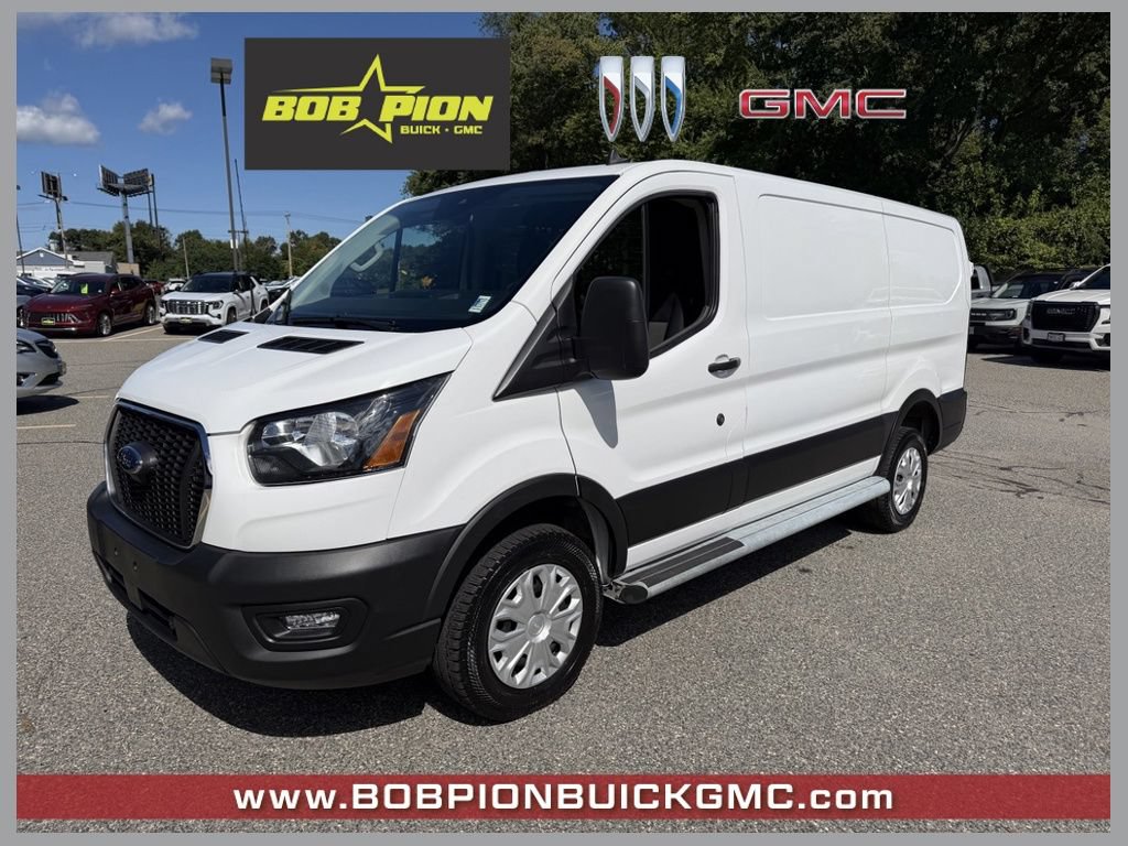 2025 Ford Transit Cargo Van