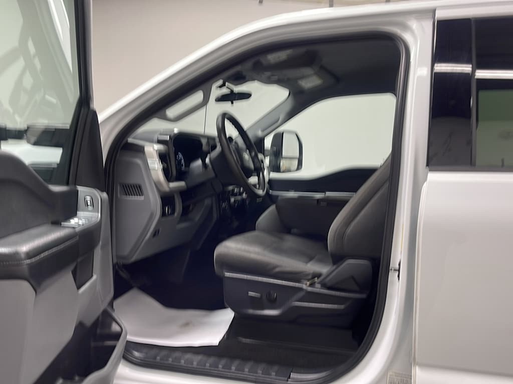 Used 2025 Ford Super Duty F-350 DRW XL
