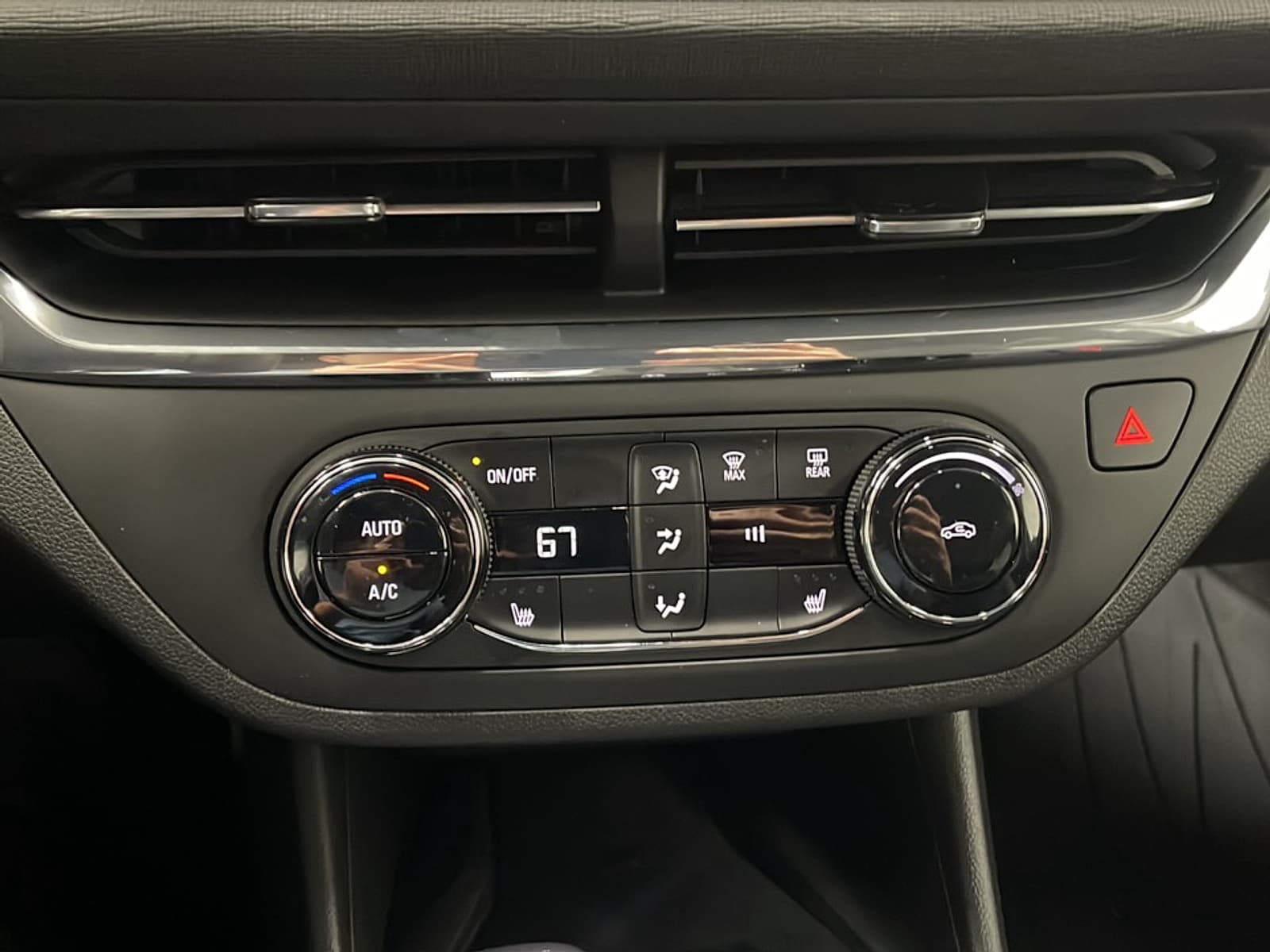 2026 Buick Envista Preferred - Photo 10