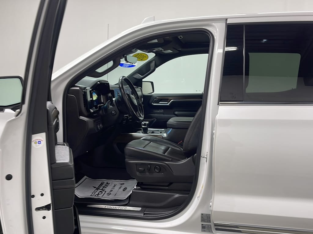 Used 2024 Chevrolet Silverado 1500 High Country Truck